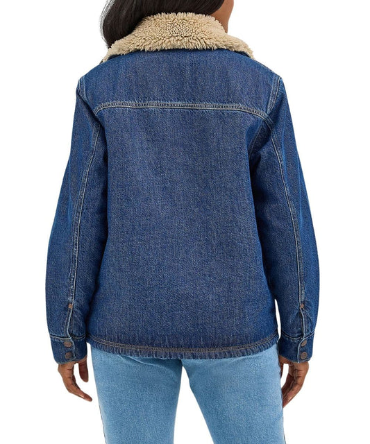 112367333-a ! desc : ! caption :