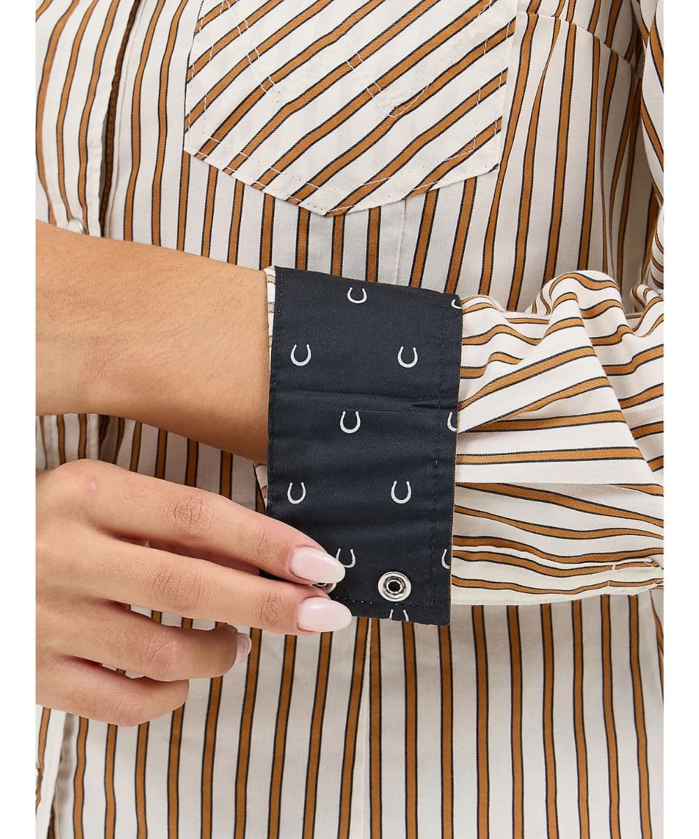 112371901-a ! desc : ! caption :