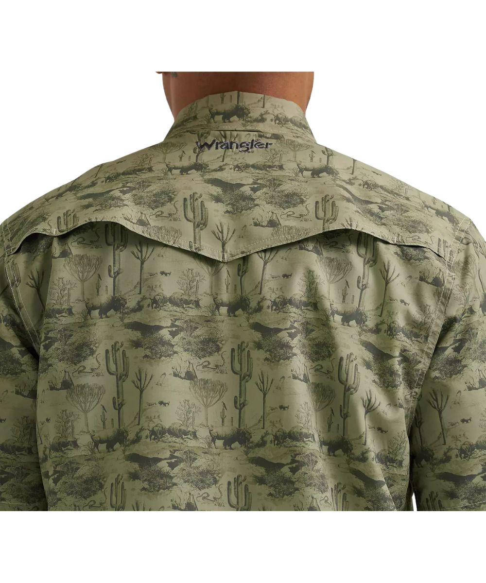 Wrangler Men's ATG Performance Snap Shirt