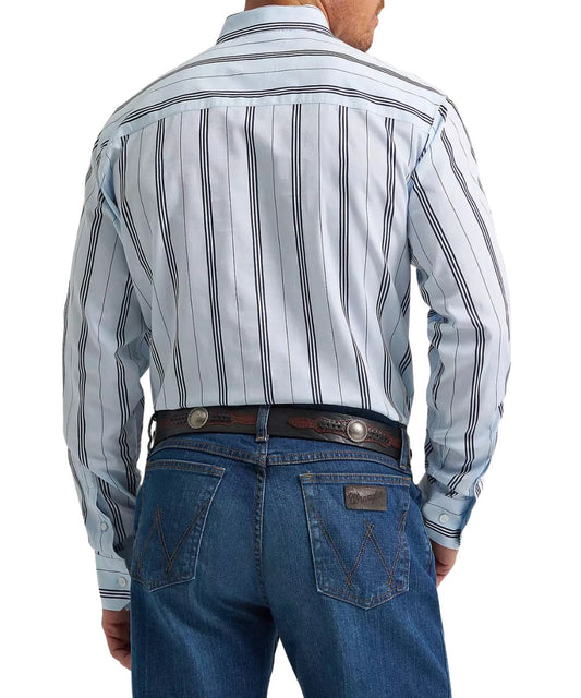 Back view of the men's Cody Johnson button down featuring a straight back yoke and single button cuffs.