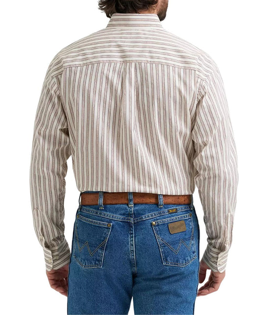 Back view of the men's george strait rusted stripe shirt featuring the straight back yoke and box pleat