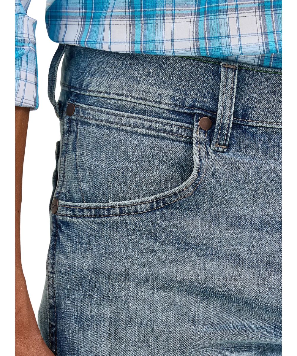 Wrangler Men's Retro Slim Straight Jean