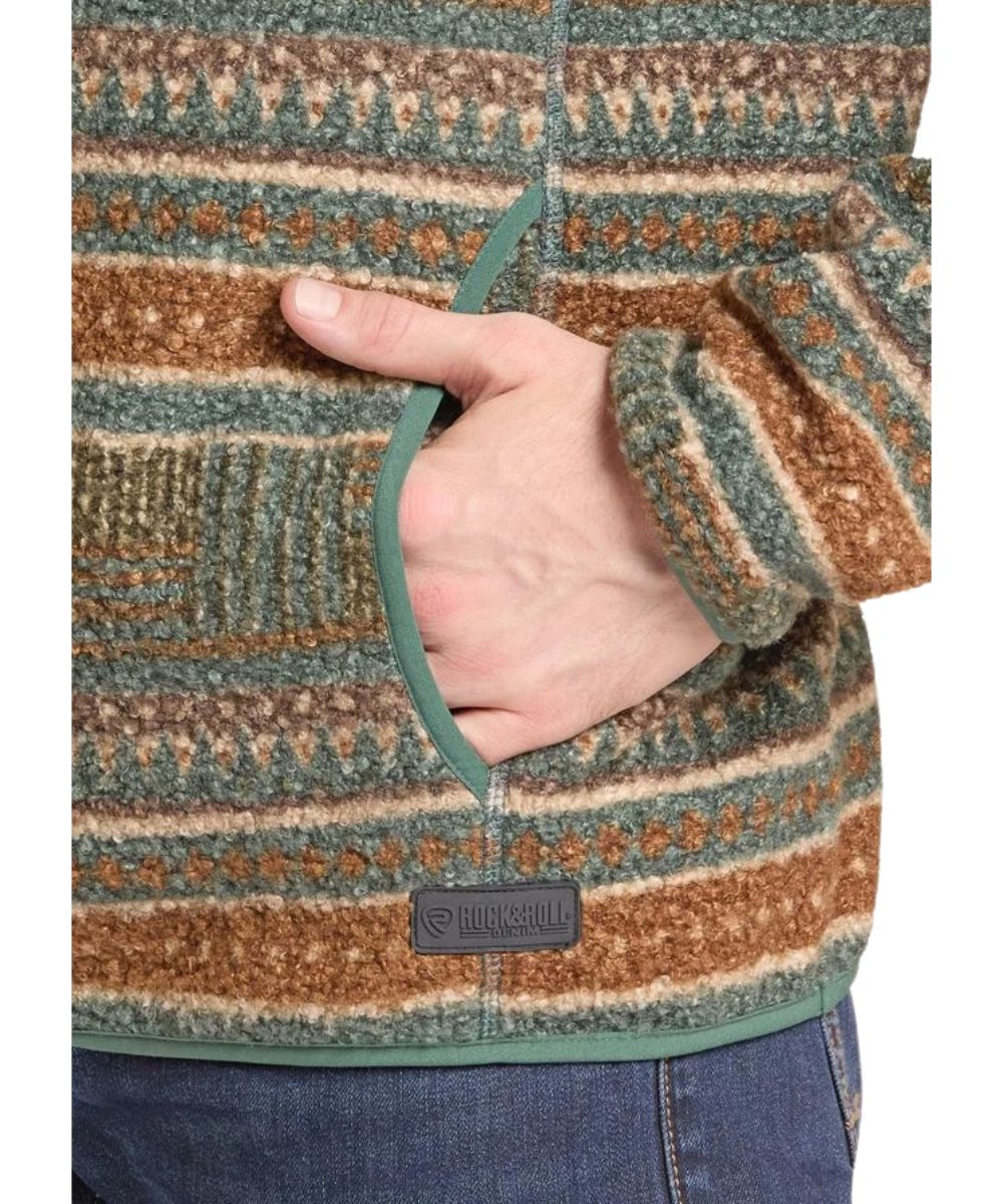 Close-up kangaroo pocket on the men's olive 1/4 zip pullover