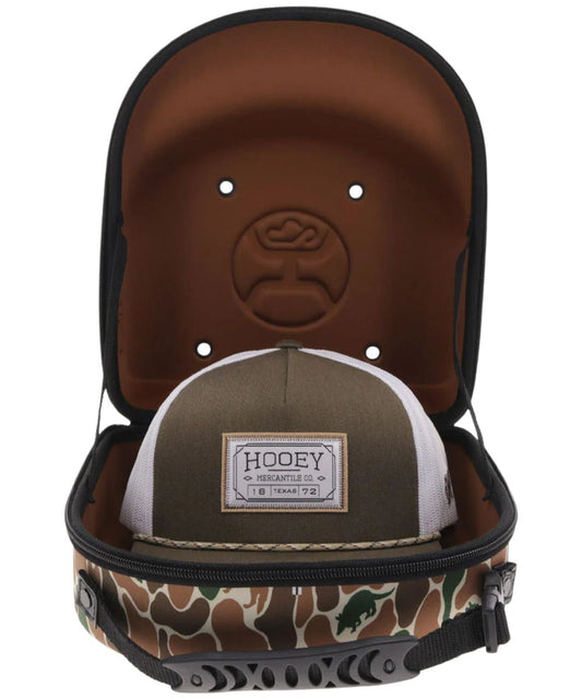 Inside the large cap carrier displays a brown lining. This cap carrier can hold 4 to 5 caps.