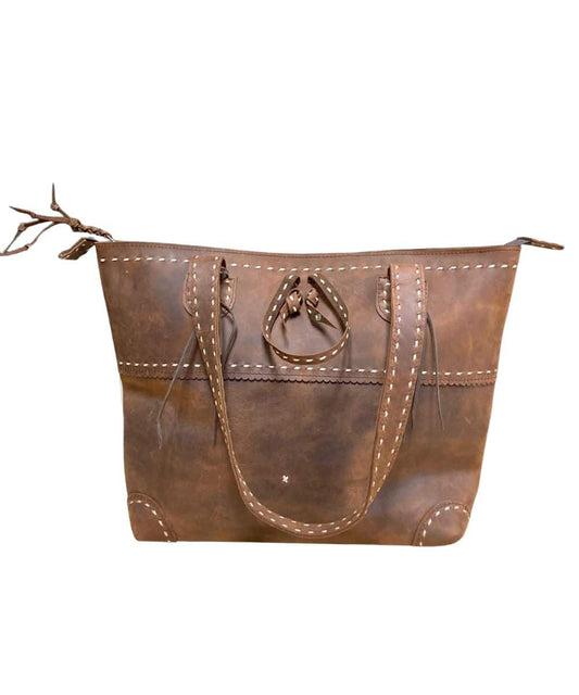 CHEYENNE-JACKSON-a ! desc : ! caption :