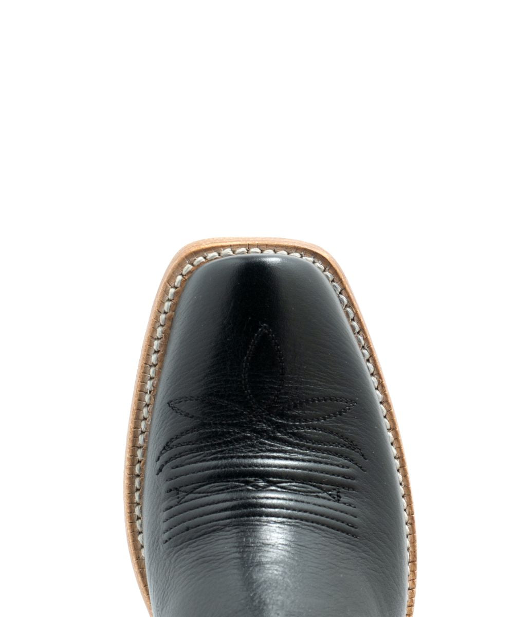 Close-up view of the black cutter toe