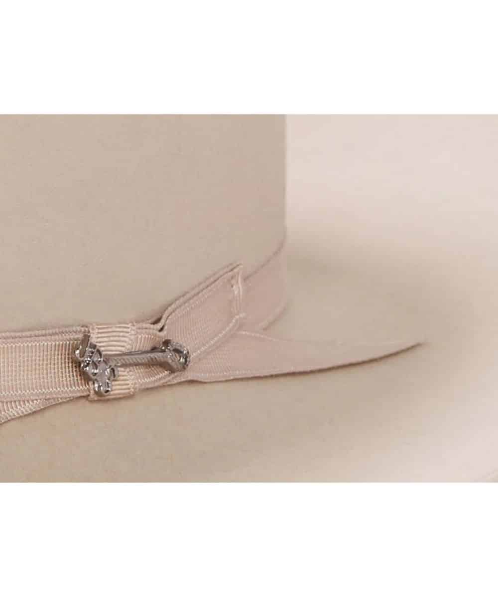 SFOPRD-0526-a ! desc : ! caption :