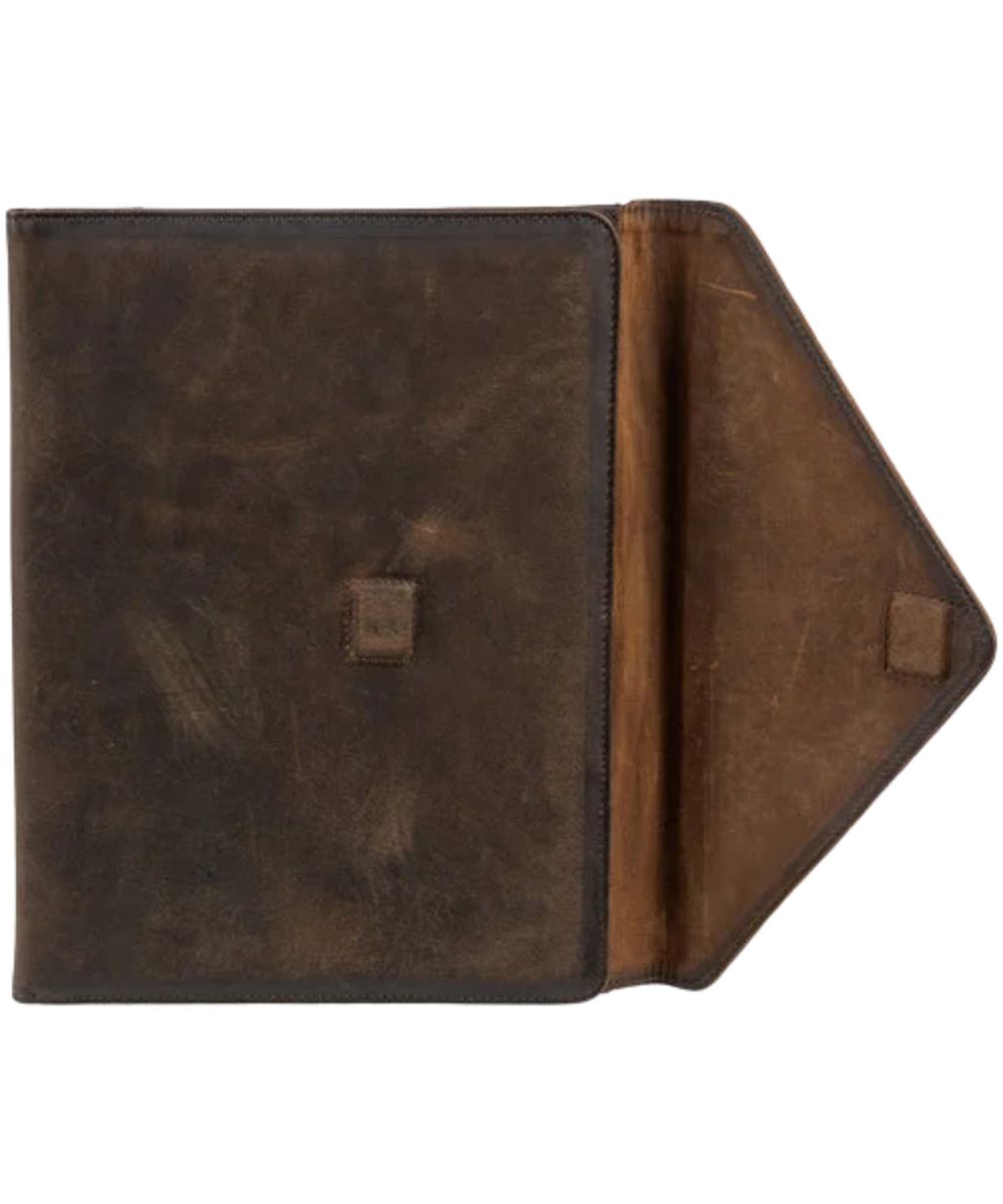 Magnetic flap closure