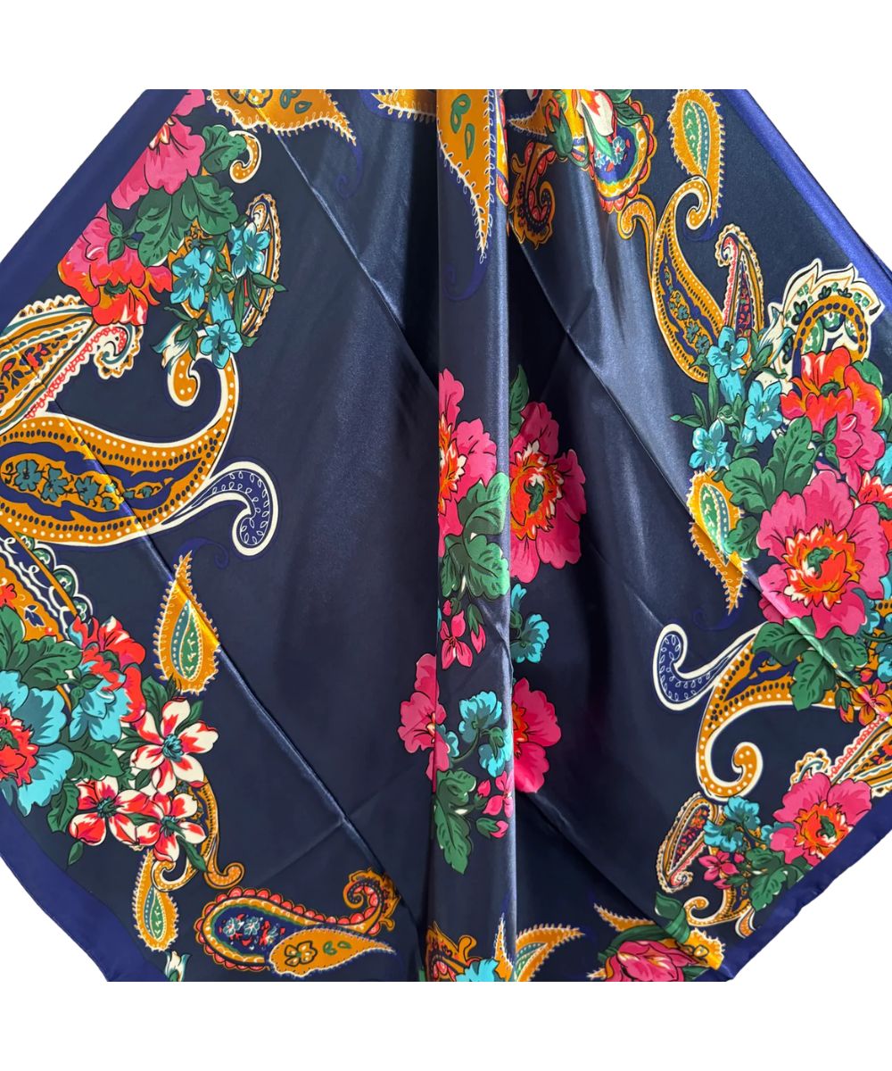 Rodeo Drive Women's Paisley Wild Rag