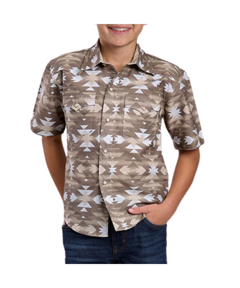 Front view of the boy's short sleeve snap shirt featuring opaque snaps, western yokes, and single point snap flap chest pockets