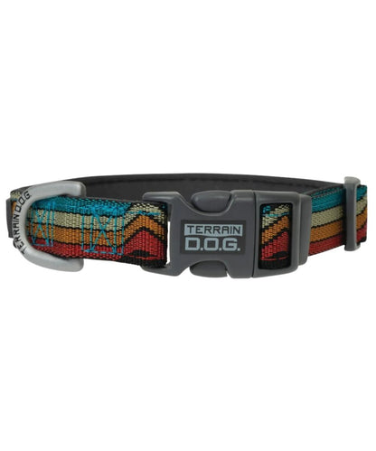 Buckle view of the Terrain D.O.G. Patterned Snap-N-Go Neoprene Lined Dog Collar in retro waves