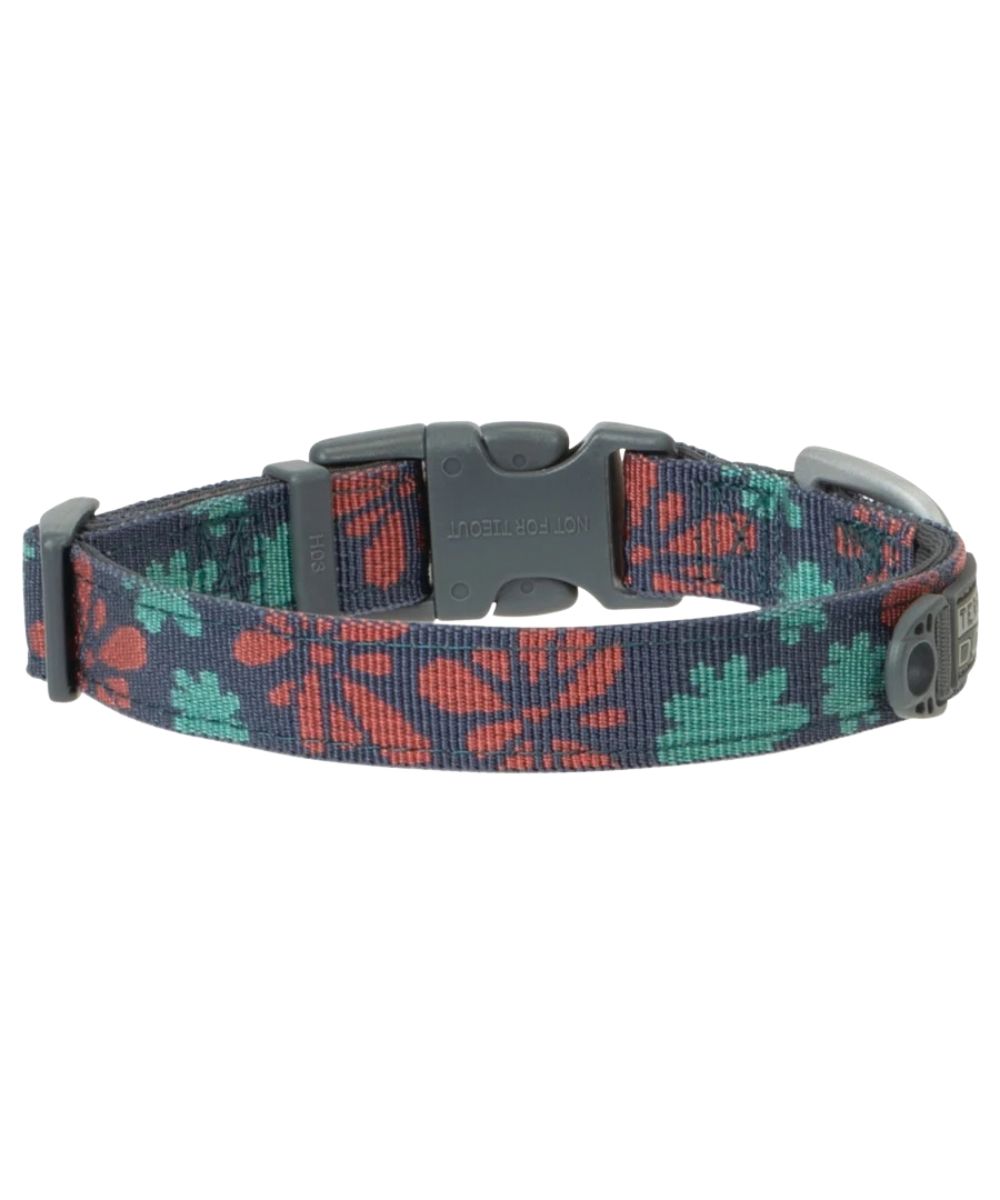 Terrain D.O.G. Patterned Snap-N-Go Neoprene Lined Dog Collar in sargasso sea flower