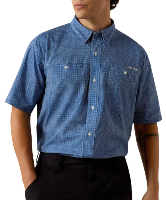 Front view of the men's blue quartz Ariat short sleeve button down shirt featuring the hidden button down collar, chest pockets, classic fit, and geometric print