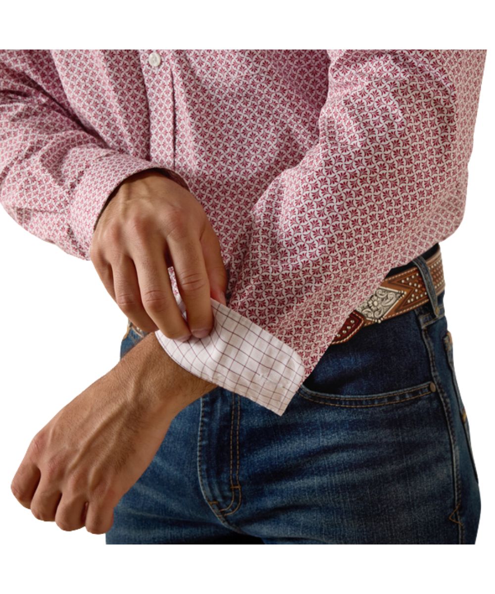 Men's Long Sleeve Button Down Shirt With Contrast Interior Trim