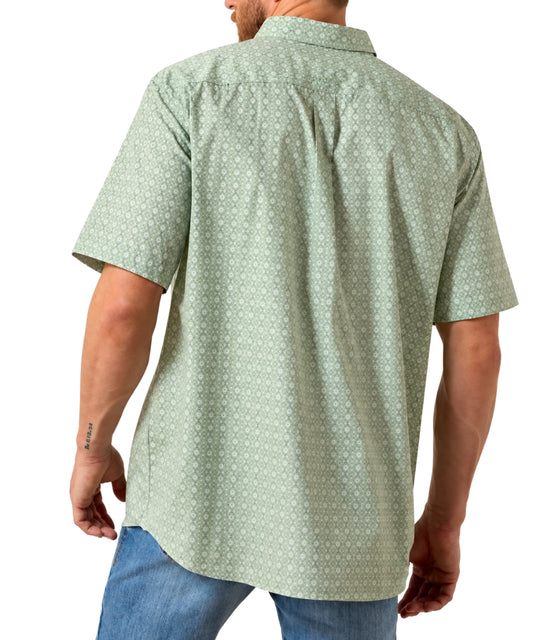 Ariat Men's Worthington Green Short Sleeve Shirt back on white background