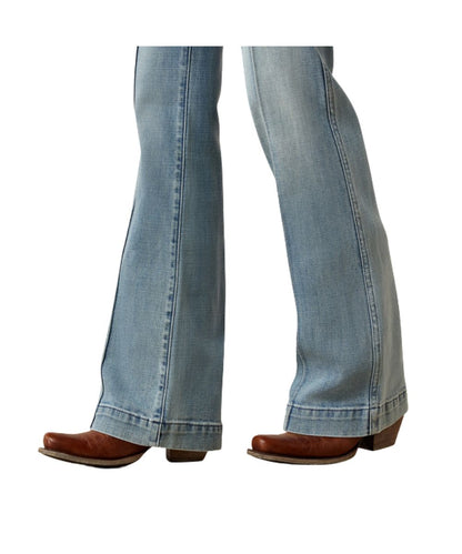 Close-up view of the wide leg featuring the trouser hem