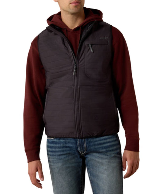 Front view of the men's Ariat Obsidian Wylie Vest featuring the lightweight warmth, zip closure, and handwarmer pockets
