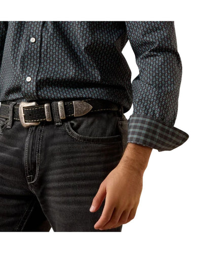 Close-up view of the paisley print, contrast interior trim, and taped interior seams with a wrinkle-free finish