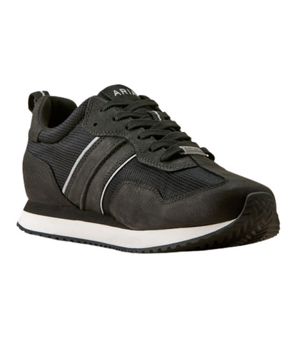 Right angled view of the men's carbon black waterproof lace up ranch runner shoe