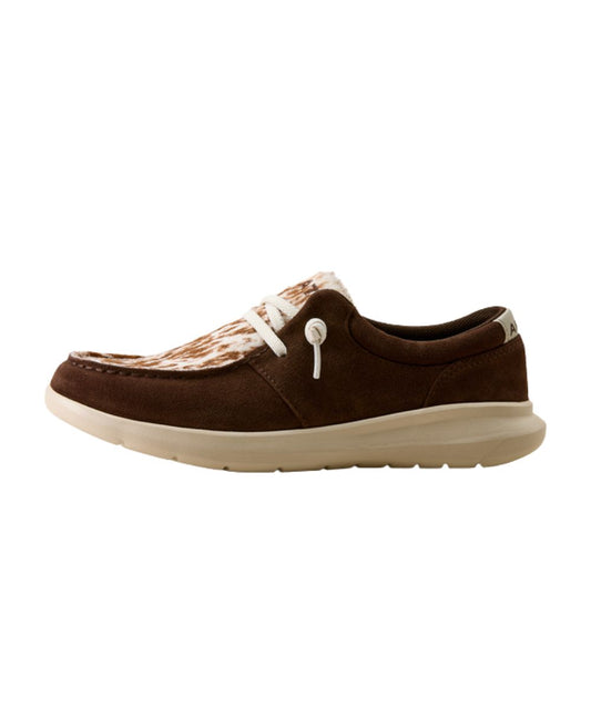 Left side view of the women's coffee bean casual hilo shoe featuring the elasticized laces
