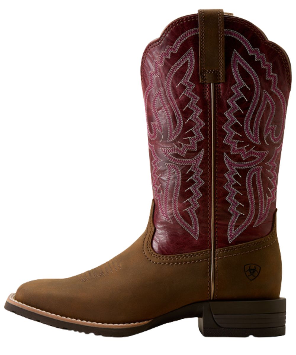 Left side view of the women's 11" leather western boot featuring the brown vamp and maroon shaft with a six-row western stitched design