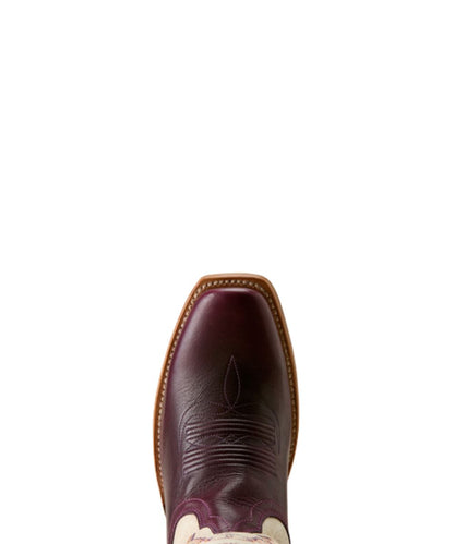 Aerial view of the narrow cutter toe/narrow square toe
