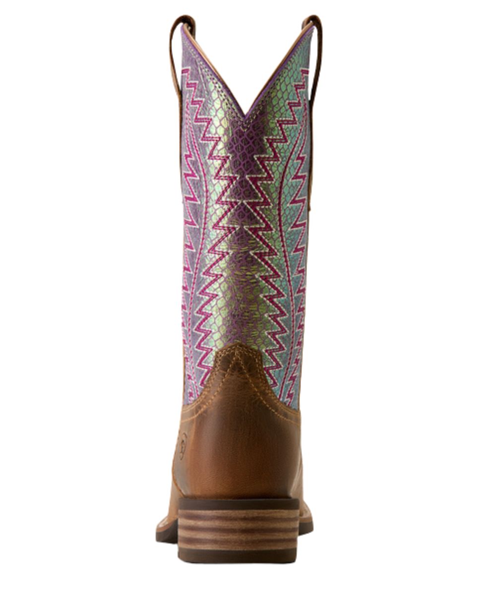 Heel view of the 1.5" horseman heel