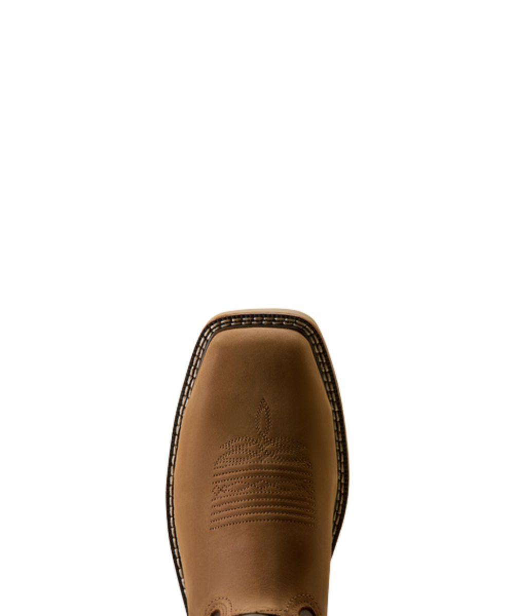 Birdseye view of the wide square steel safety toe 