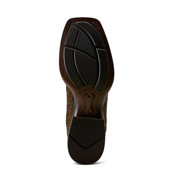 Sole view of the bantamweight sole with key wear zones