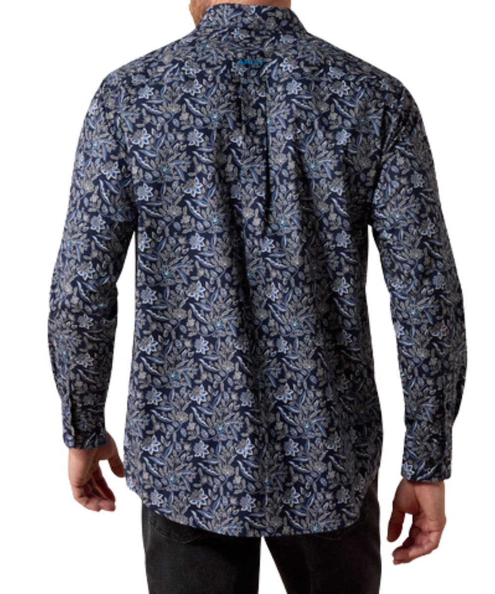 Back view of the men's black paisley long sleeve button down shirt featuring the straight back yoke with a box pleat and logo embroidery