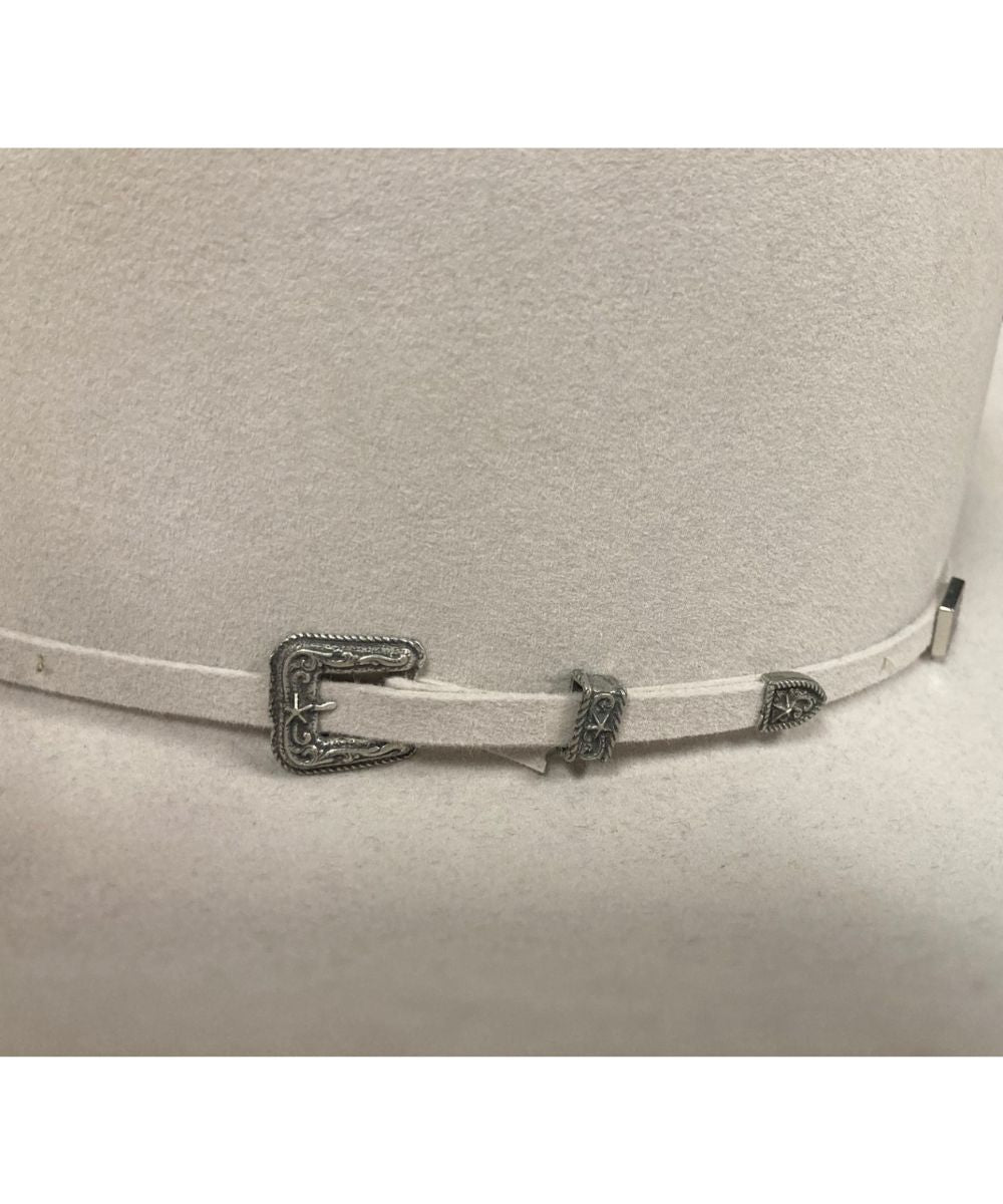 Close-up view of the 3-piece silver buckle set on the self hat band