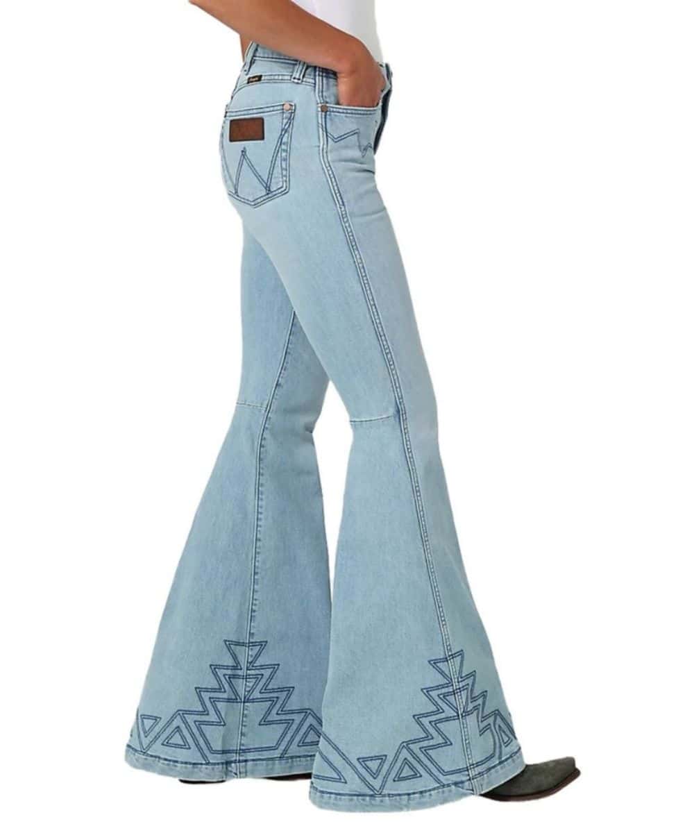 112336741-a ! desc :  ! caption :