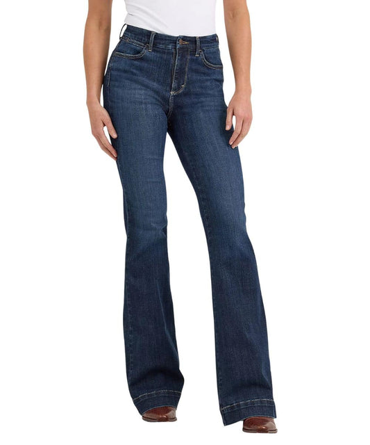 112367600-a ! desc :  ! caption :