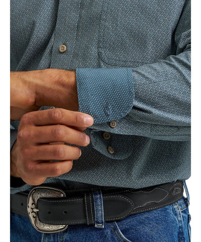Wrangler Men's George Strait Button Down Shirt