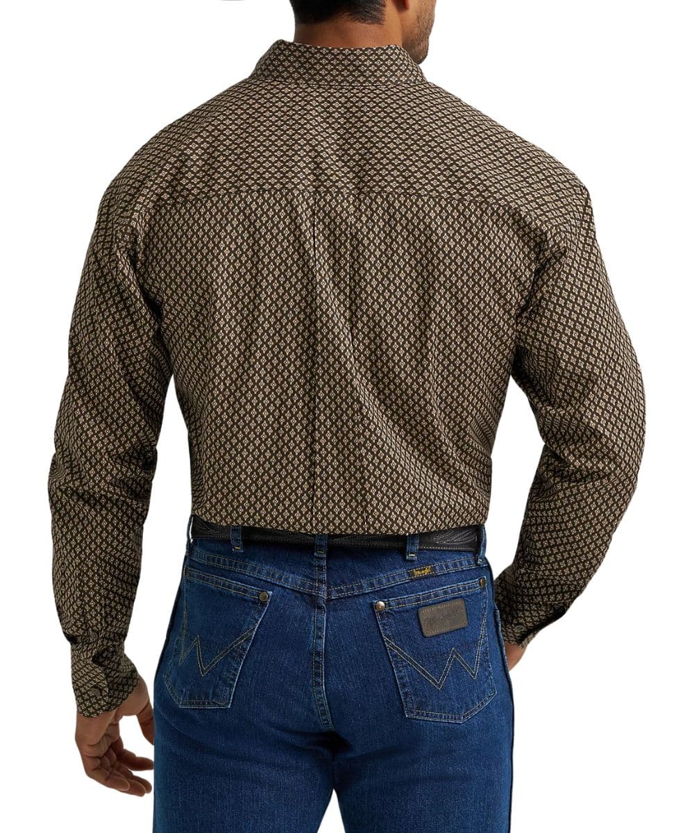Wrangler Men's George Strait Brown Print Shirt, LT