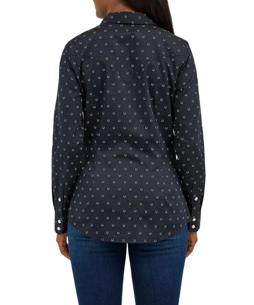 112371915-a ! desc :  ! caption :