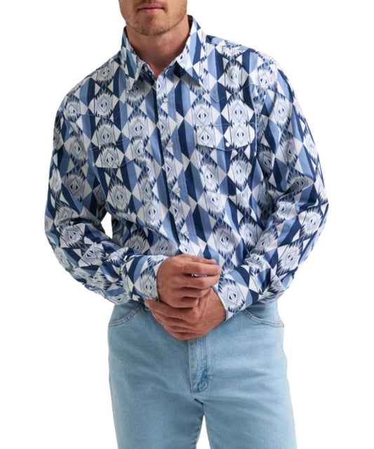 Front view of the men's blue Wrangler long sleeve snap shirt featuring the pearl snaps, chest pockets, classic fit, and the diamondback checotah geometric print