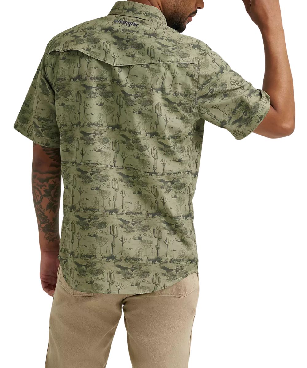Wrangler Men's ATG Performance Snap Shirt
