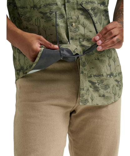 Wrangler Men's ATG Performance Snap Shirt