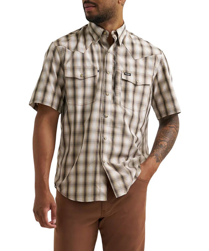 Wrangler Men's ATG Performance Snap Shirt