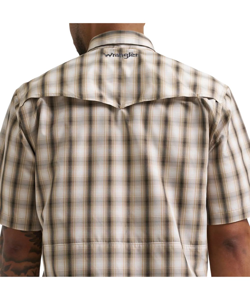 Wrangler Men's ATG Performance Snap Shirt