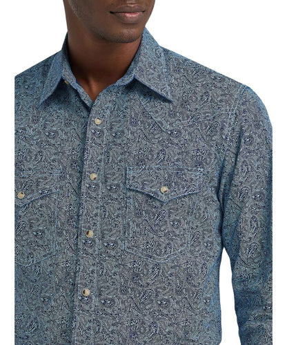 Close-Up View Of The Navy Paisley Printed 20X Competition Advanced Comfort Western Snap Shirt