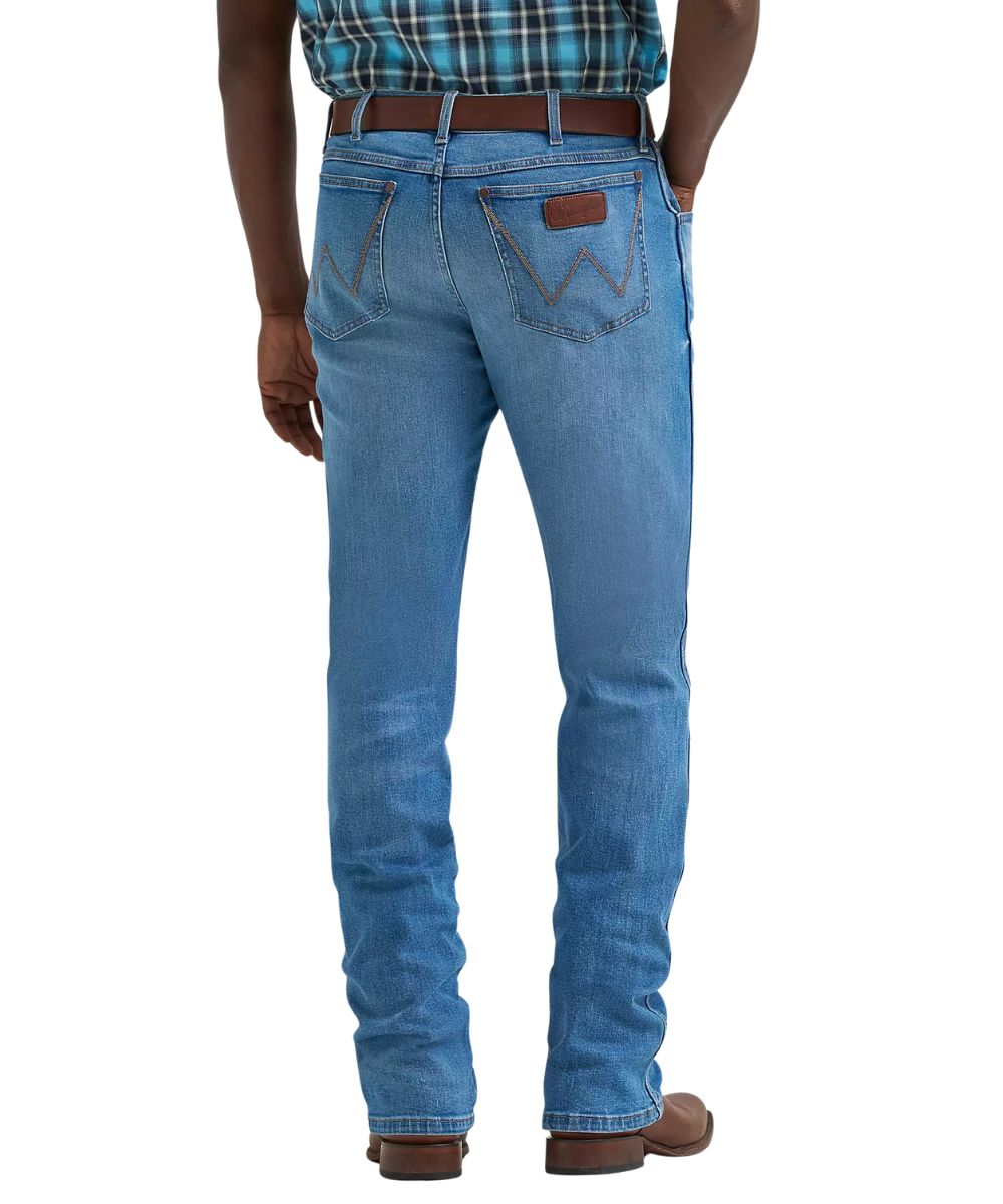 Wrangler Men's Retro Slim Straight Jean