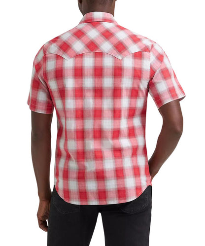 Back view of the men's western snap shirt featuring a double pointed back yoke.