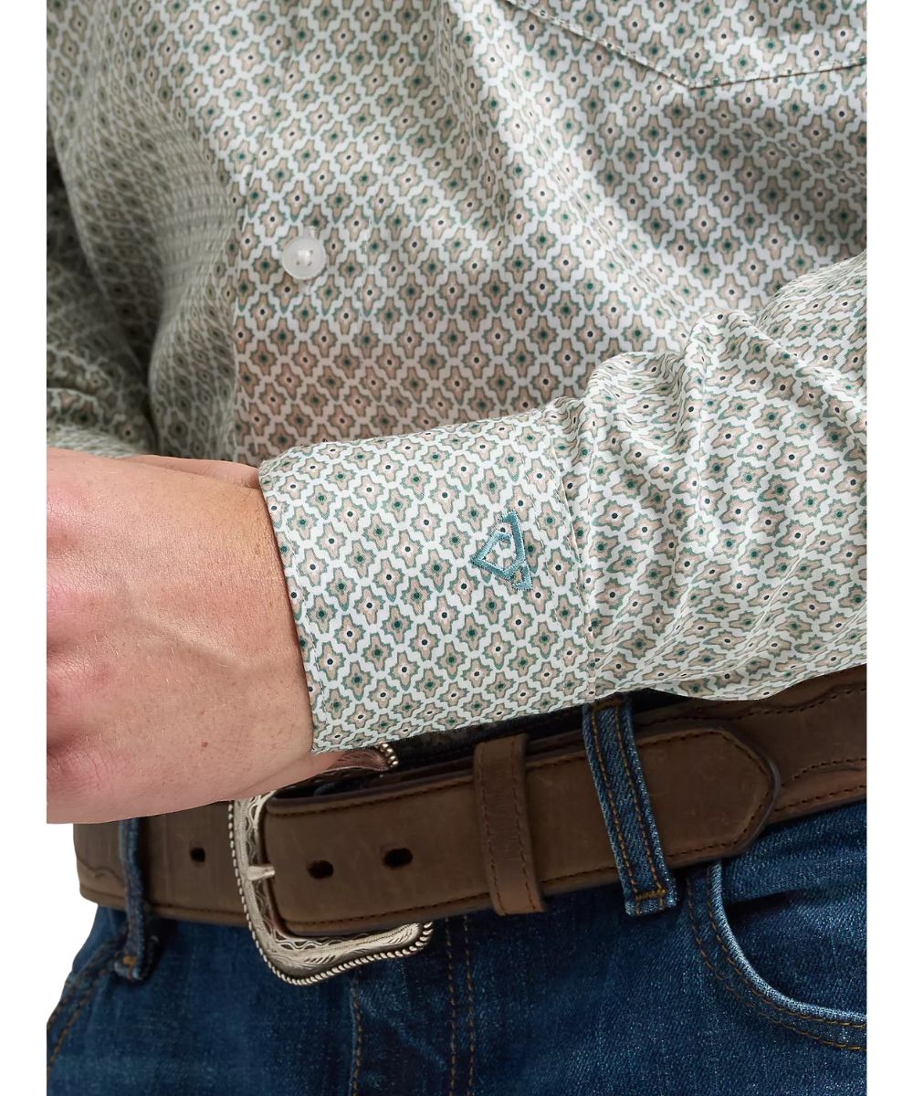 Mitered cuffs featuring Cody Johnson's signature logo embroidery.