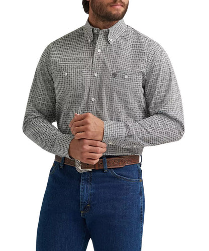 Men's Wrangler relaxed fit long sleeve button down shirt in a grey board geometric print from the George Strait collection.