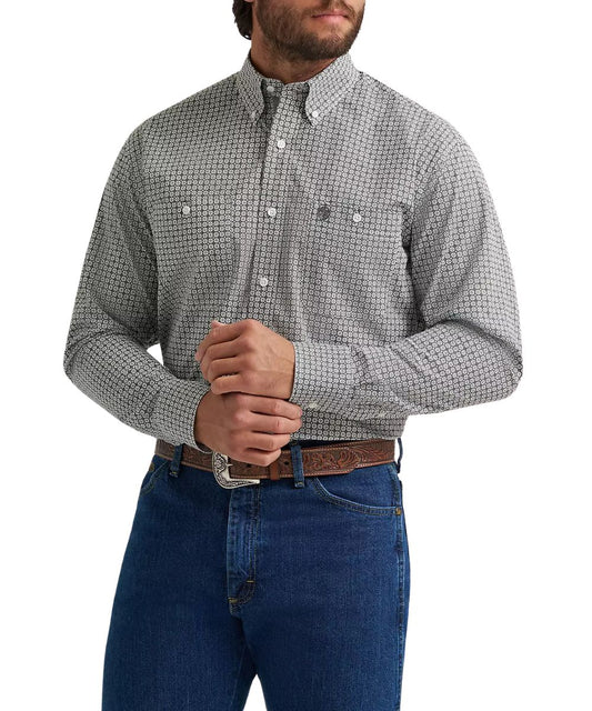 Men's Wrangler relaxed fit long sleeve button down shirt in a grey board geometric print from the George Strait collection.