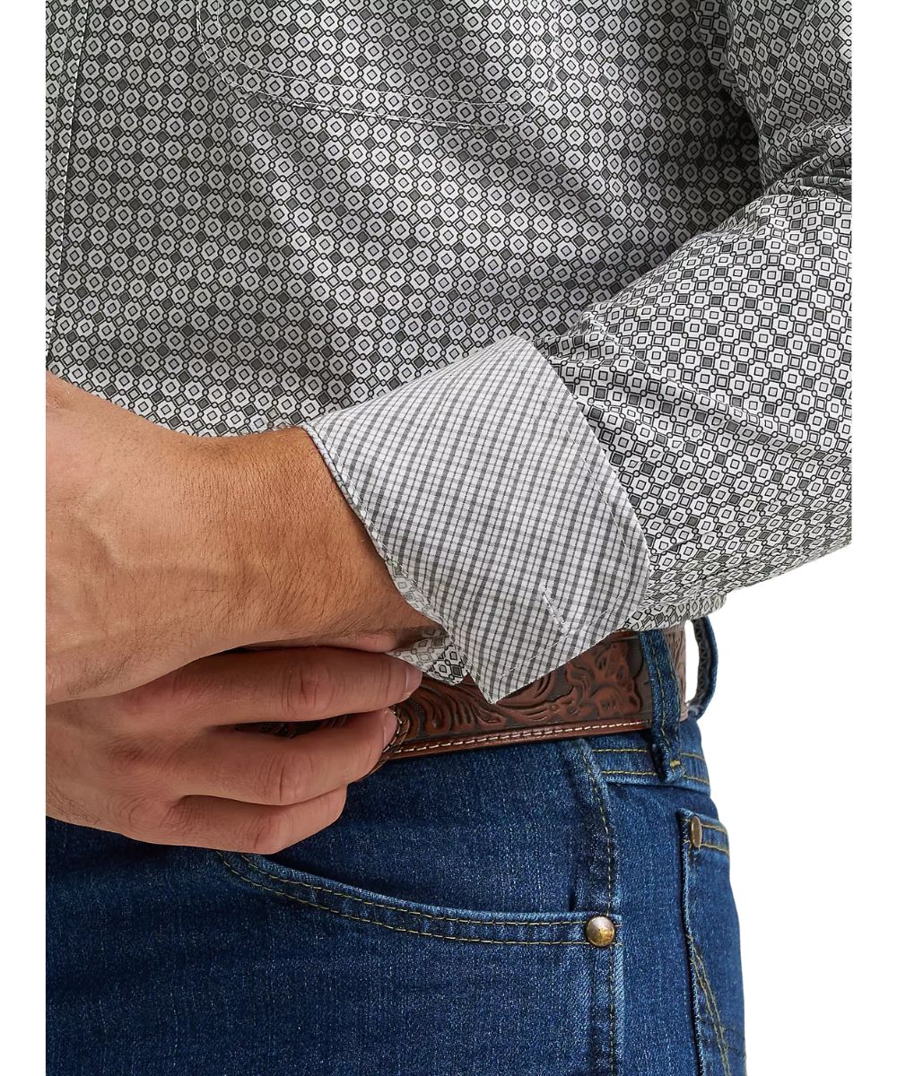 Contrast interior trim under cuffs.