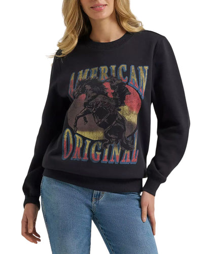 Front view of the women's Wrangler American Original Graphic Fleece Reg Pullover in black beauty featuring the retro inspired front cowboy graphic