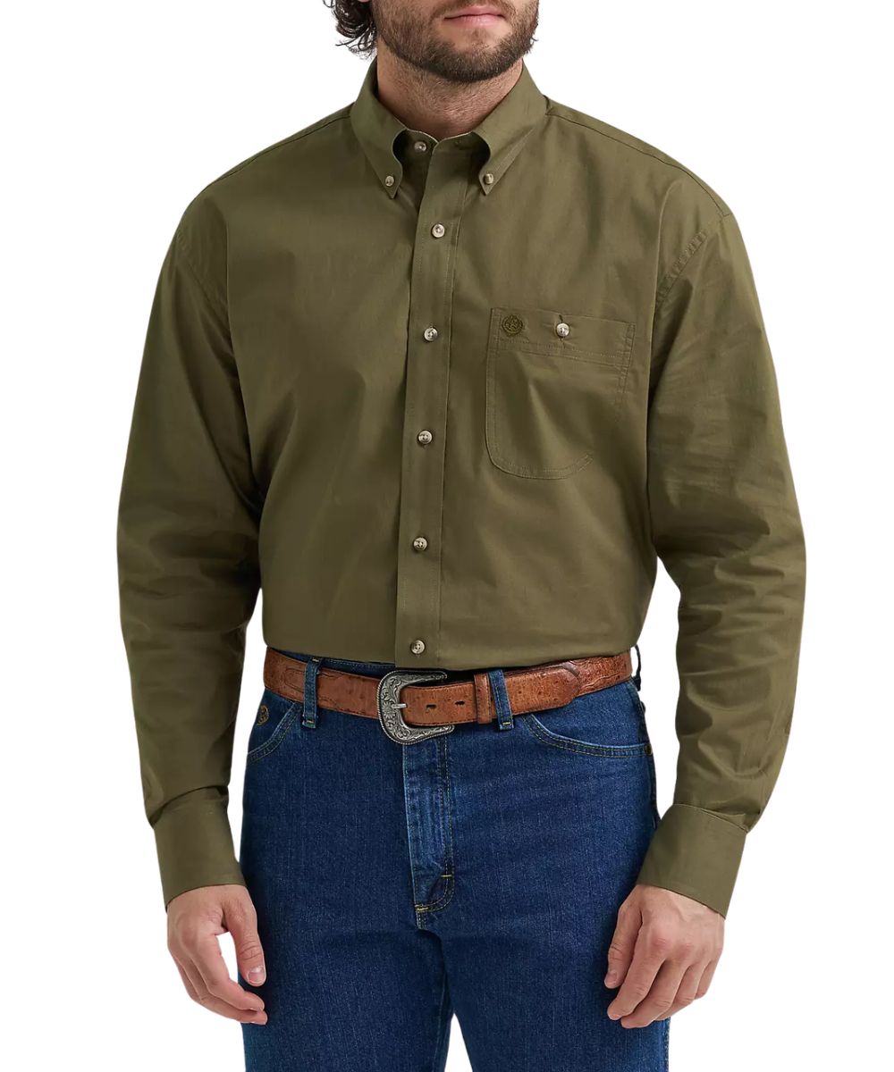 Front view of the men's Wrangler George Strait Solid One Pocket Button Down Shirt in a green/lichen color